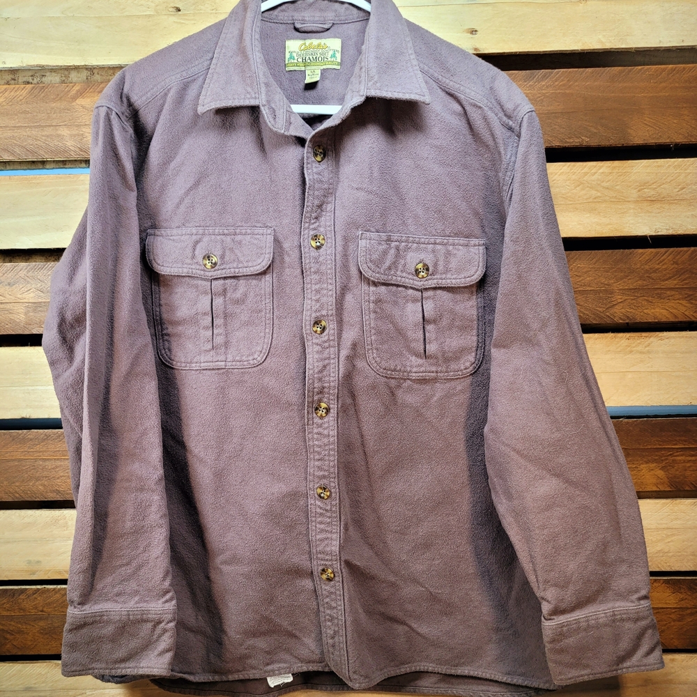 Cabela's Deer Skin Soft Chamois Gray Button-Up Shirt